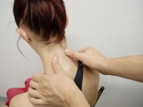 Masažas gimdos kaklelio osteochondrozės gydymui ir profilaktikai